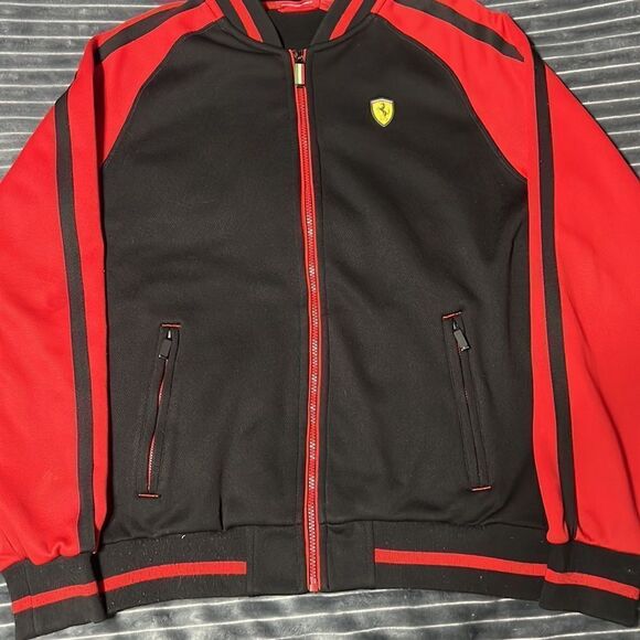 🔥🔥 SCUDERIA FERRARI Official Licensed Ferrari Jacket - EXCELLENT Condition - Picture 2 of 13